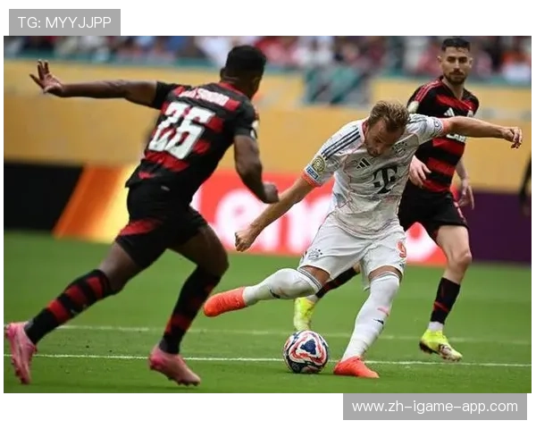 凯恩双响建功，领衔拜仁锋线制胜，凯恩足球